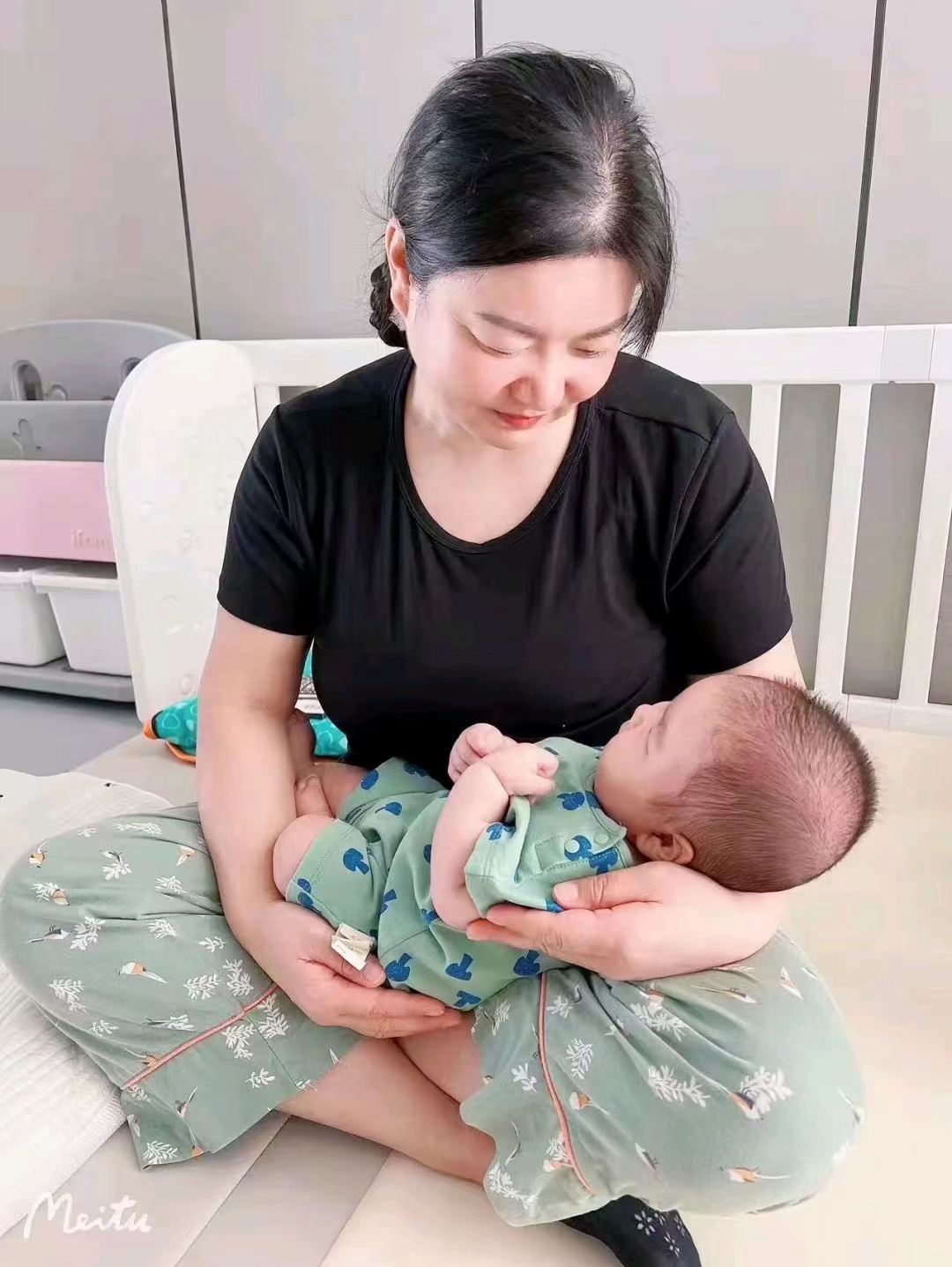 挑選月嫂時要遵循哪些原則（挑選月嫂的標準是什么？）